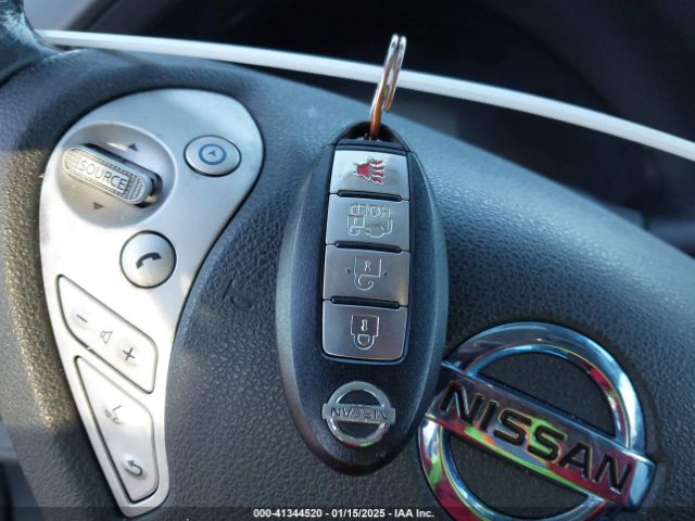 1N4AZ0CP5EC338749 Nissan Leaf Sl