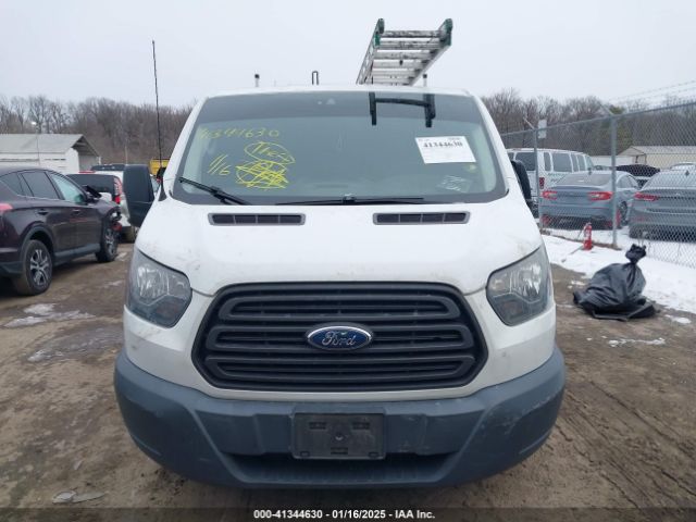 1FTYE1ZM8HKB56318 Ford Transit-150