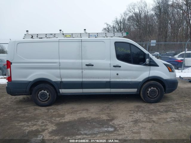 1FTYE1ZM8HKB56318 Ford Transit-150