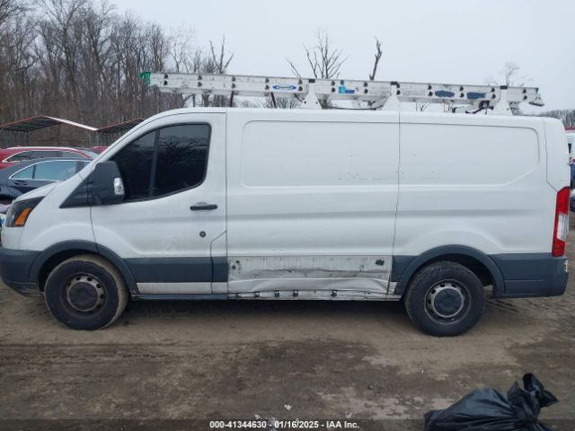 1FTYE1ZM8HKB56318 Ford Transit-150