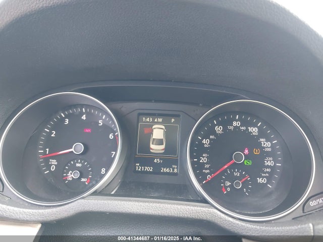 1VWGT7A36HC037052 Volkswagen Passat 1.8t Se