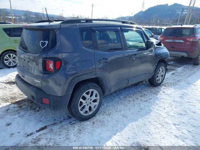 ZACCJBBB4JPH83209 Jeep Renegade Latitude 4x4