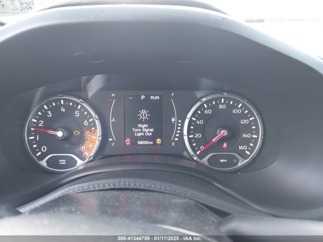 ZACCJBBB4JPH83209 Jeep Renegade Latitude 4x4