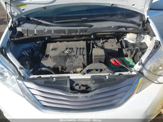 5TDYK3DC9GS755187 Toyota Sienna Xle/limited