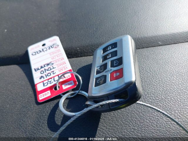 5TDYK3DC9GS755187 Toyota Sienna Xle/limited