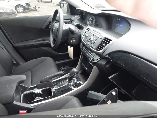 Honda ACCORD LX 2017 1HGCR2F37HA301257 Image 5