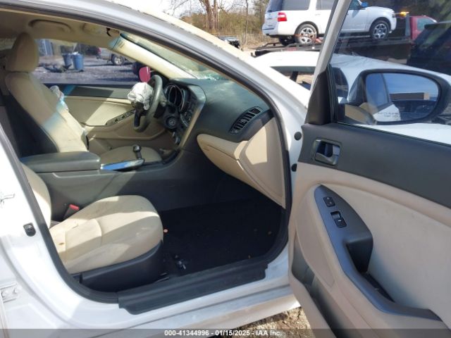 5XXGM4A75FG386704 KIA Optima Lx