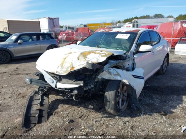 5XXGM4A75FG386704 KIA Optima Lx