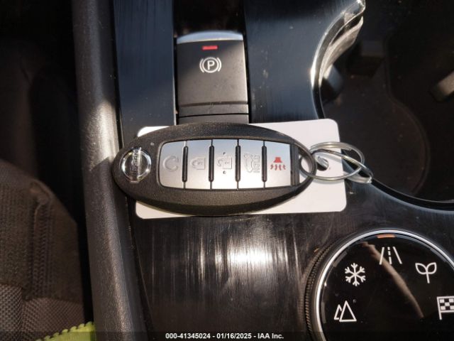5N1AT3BB6MC730314 Nissan Rogue Sv Intelligent Awd