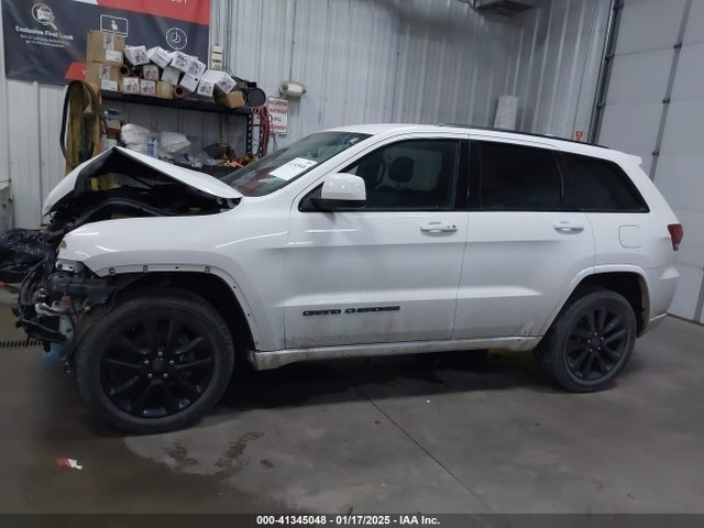 1C4RJFAG6JC147751 Jeep Grand Cherokee Altitude 4x4