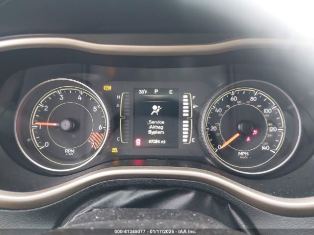 1C4PJMCB1FW793184 Jeep Cherokee Latitude