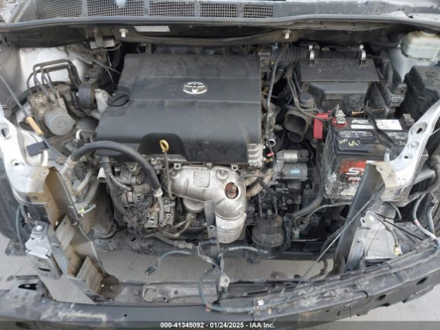5TDKK3DC9FS653778 Toyota Sienna Le 8 Passenger