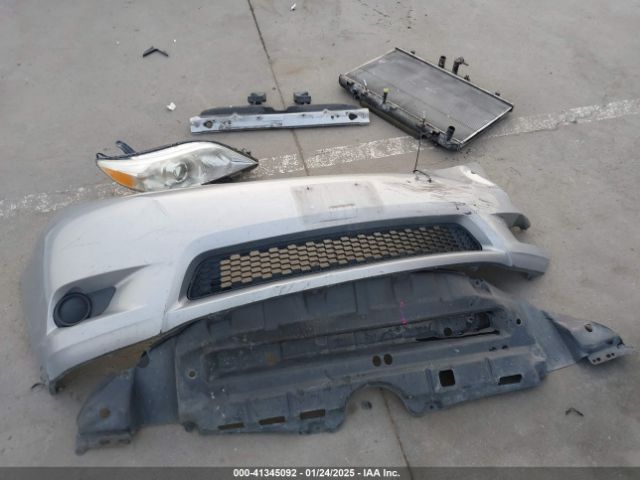 5TDKK3DC9FS653778 Toyota Sienna Le 8 Passenger