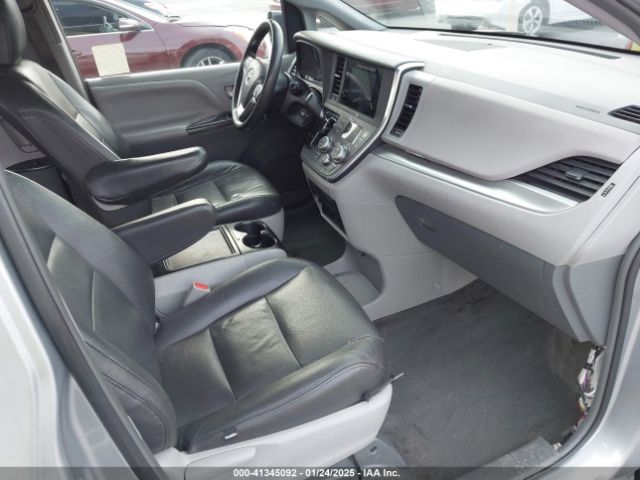 5TDKK3DC9FS653778 Toyota Sienna Le 8 Passenger