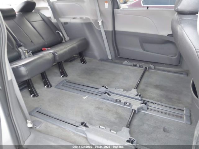5TDKK3DC9FS653778 Toyota Sienna Le 8 Passenger