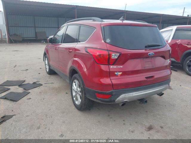 1FMCU0HD5KUC02221 Ford Escape