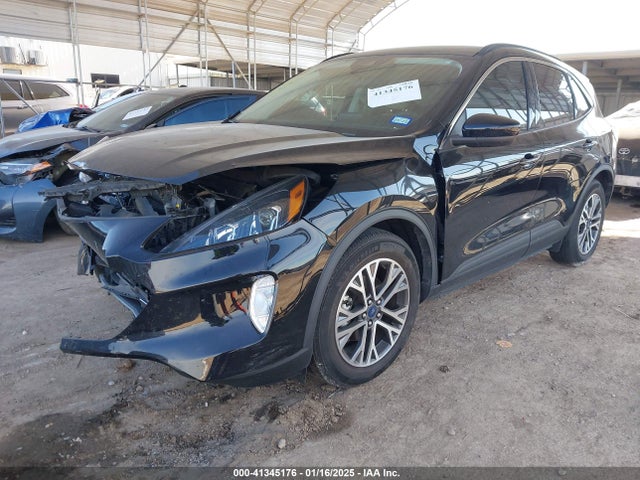 1FMCU0H67NUA10269 Ford ESCAPE SEL