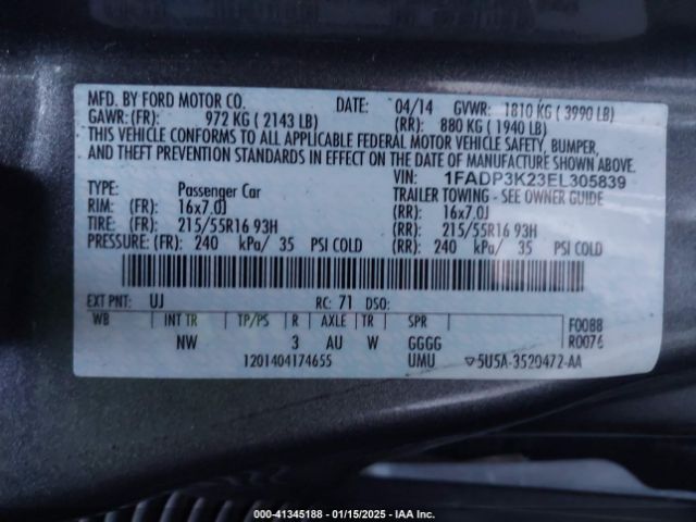 1FADP3K23EL305839 Ford FOCUS SE
