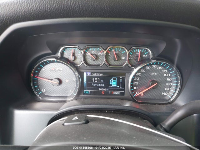 1GCVKREH1JZ117912 Chevrolet Silverado 1500 2lt