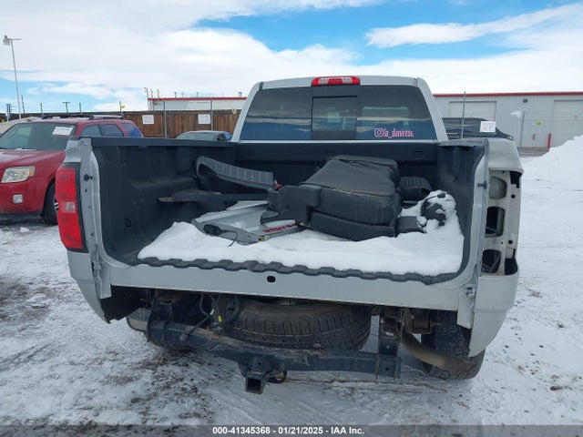 1GCVKREH1JZ117912 Chevrolet Silverado 1500 2lt