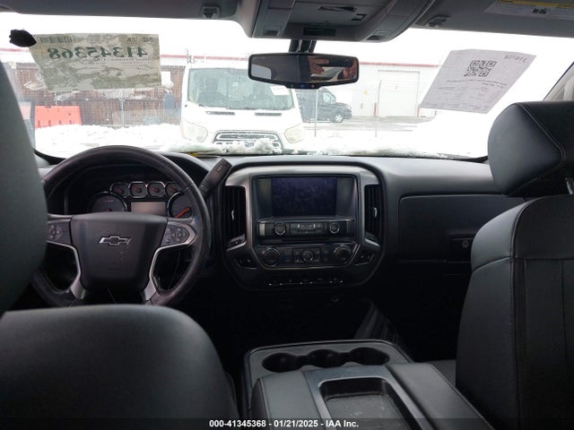 1GCVKREH1JZ117912 Chevrolet Silverado 1500 2lt