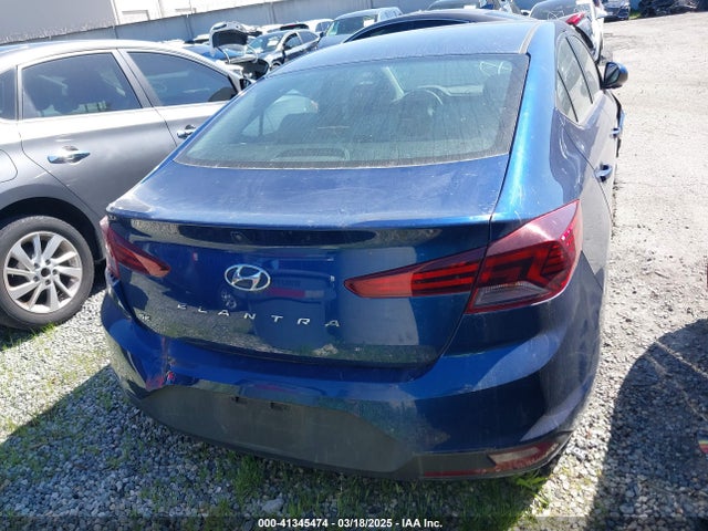 Hyundai ELANTRA SE 2019 5NPD74LFXKH448269 Image 15