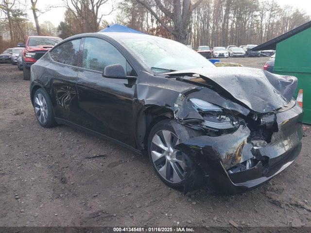 2023 TESLA MODEL Y 7SAYGAEE0PF927331 Photo 0
