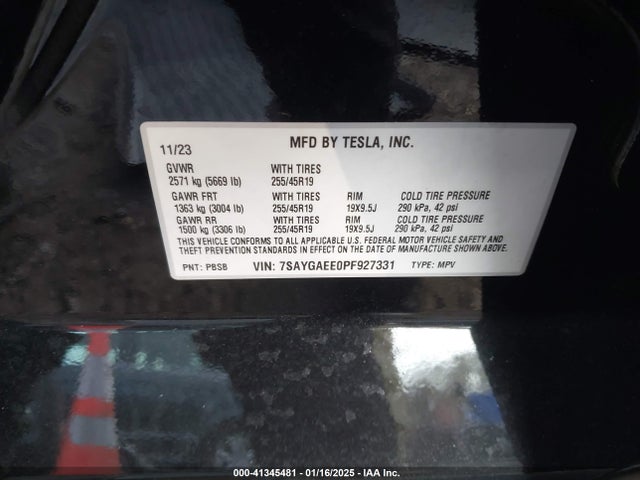 2023 TESLA MODEL Y 7SAYGAEE0PF927331 Photo 8