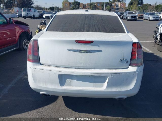 2C3CCABG0EH235784 Chrysler 300
