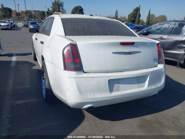 2C3CCABG0EH235784 Chrysler 300