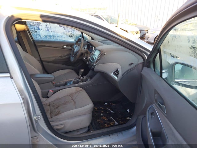 1G1BE5SM6H7113020 Chevrolet Cruze Lt Auto