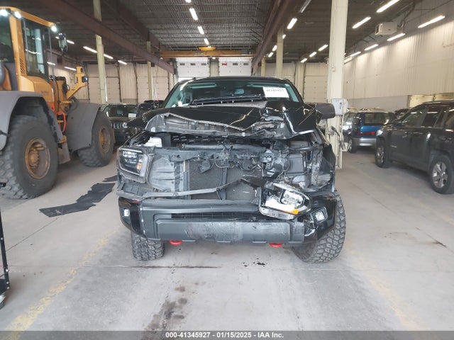 5TFDY5F19KX786981 Toyota Tundra Trd Pro 5.7l V8