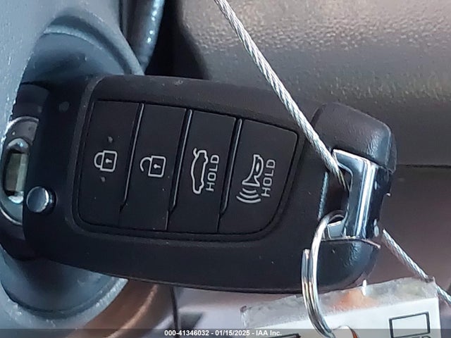 KMHLL4DG6SU911959 Hyundai ELANTRA SE