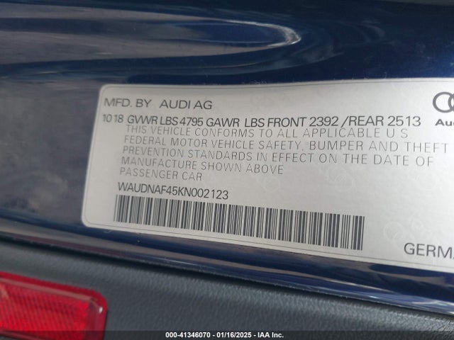 2019 AUDI A4 WAUDNAF45KN002123 Photo 8