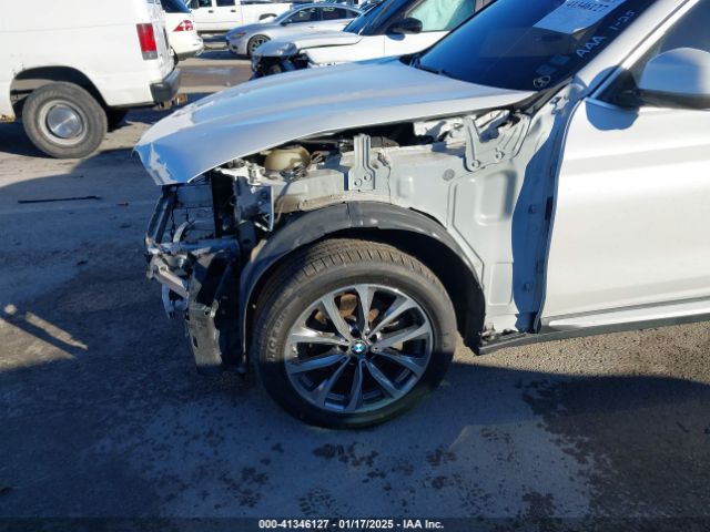 5UXTR9C52KLP90836 BMW X3 Xdrive30i
