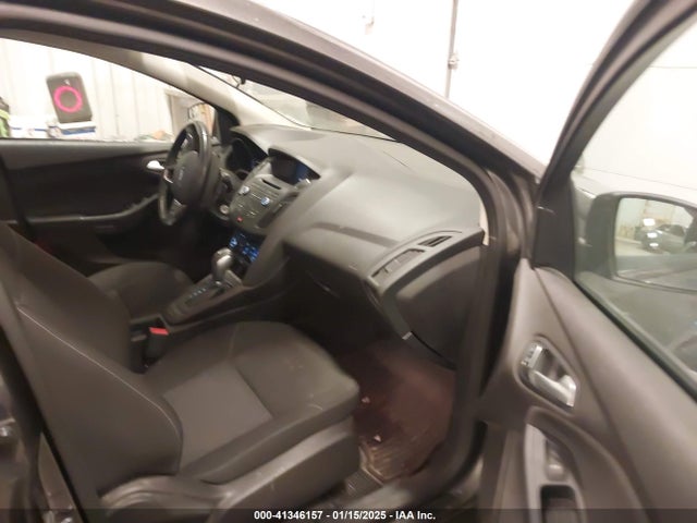 Ford FOCUS SE 2015 1FADP3F29FL340767 Image 5