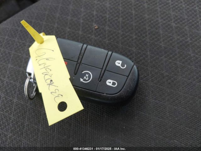 1C4RJFAG3MC524699 Jeep Grand Cherokee Laredo E 4x4