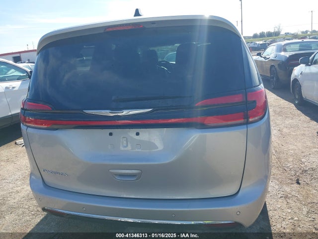 Chrysler Pacifica Touring L 2024 2C4RC1BG6RR187116 Image 16