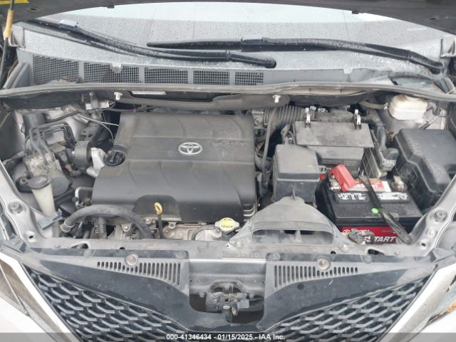 5TDXK3DC4ES434604 Toyota Sienna Se 8 Passenger