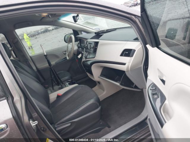 5TDXK3DC4ES434604 Toyota Sienna Se 8 Passenger