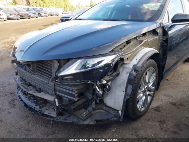 3LN6L2LUXER834792 Lincoln MKZ HYBRID