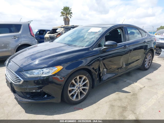 Ford 2017 2017 3FA6P0HD7HR190233 Image 2