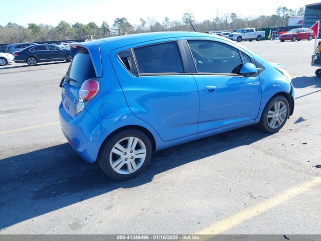 Chevrolet Spark 1lt Cvt 2015 KL8CD6S92FC766411 Image 4