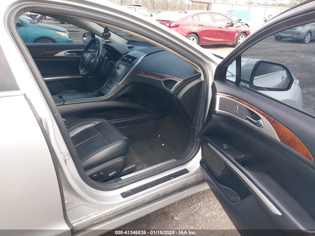 3LN6L2G93GR616914 Lincoln MKZ