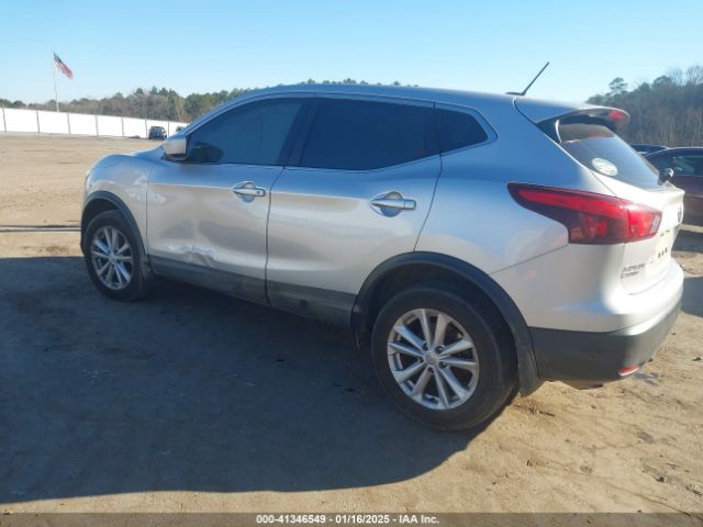 JN1BJ1CP2JW163044 Nissan Rogue Sport S