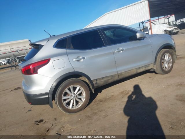 JN1BJ1CP2JW163044 Nissan Rogue Sport S