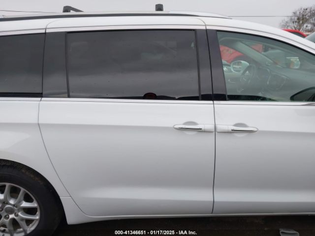 2C4RC1BG1MR552696 Chrysler Pacifica Touring L