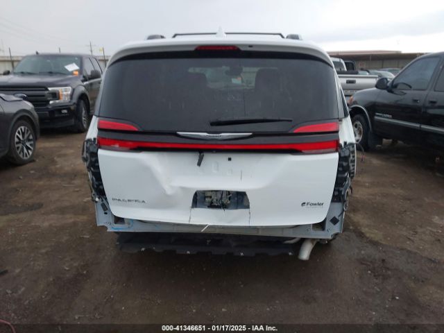 2C4RC1BG1MR552696 Chrysler Pacifica Touring L