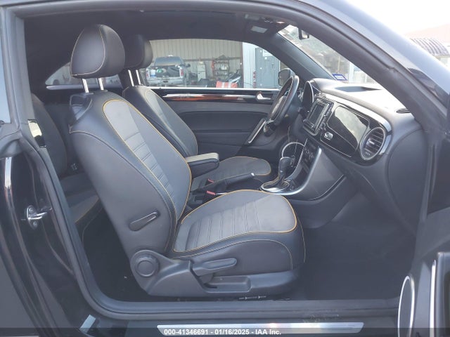 Volkswagen Beetle 1.8t Dune 2017 3VWS17AT1HM625231 Image 5