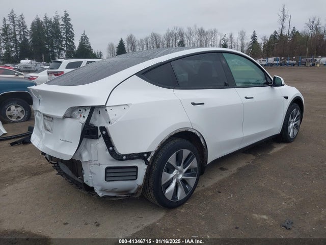 2023 TESLA MODEL Y 7SAYGDEEXPF887423 Photo 3